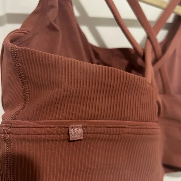 Lululemon Energy Bra Ribbed Spiced Chai sz 10 - Picture 3 of 3